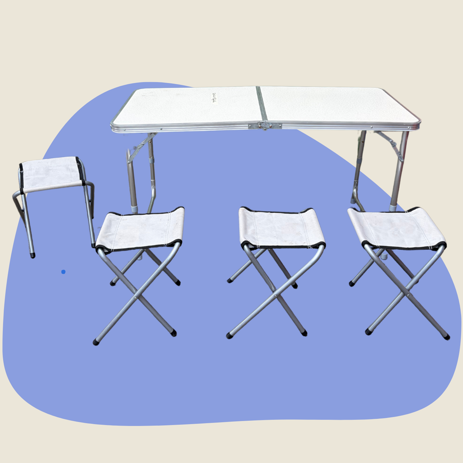 Klapptisch inkl. 4 Stühlen